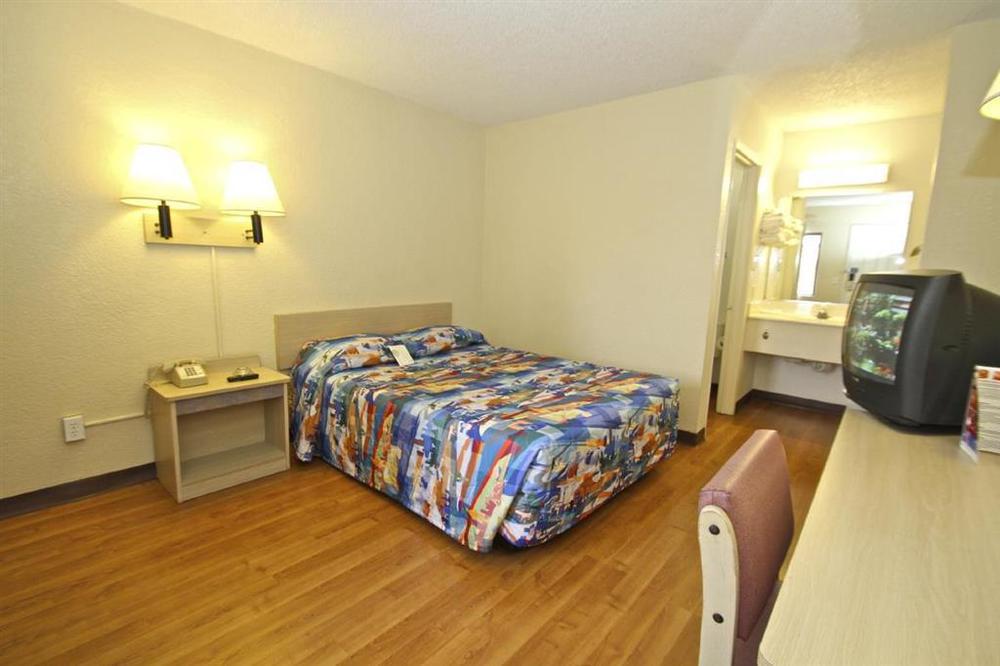 Motel 6-Tempe, Az - Broadway - Asu Phòng bức ảnh